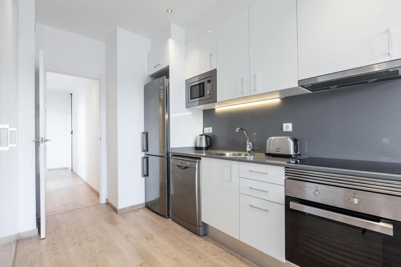 Bright Apartment With Balconies 34 Барселона Екстериор снимка